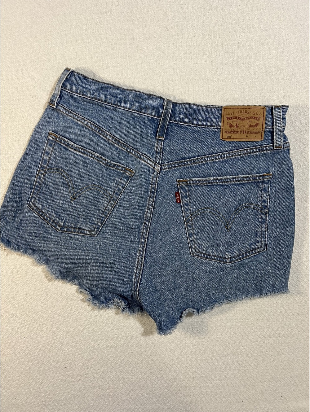 Levi's 501 Light Wash Denim Cutoff Shorts W29